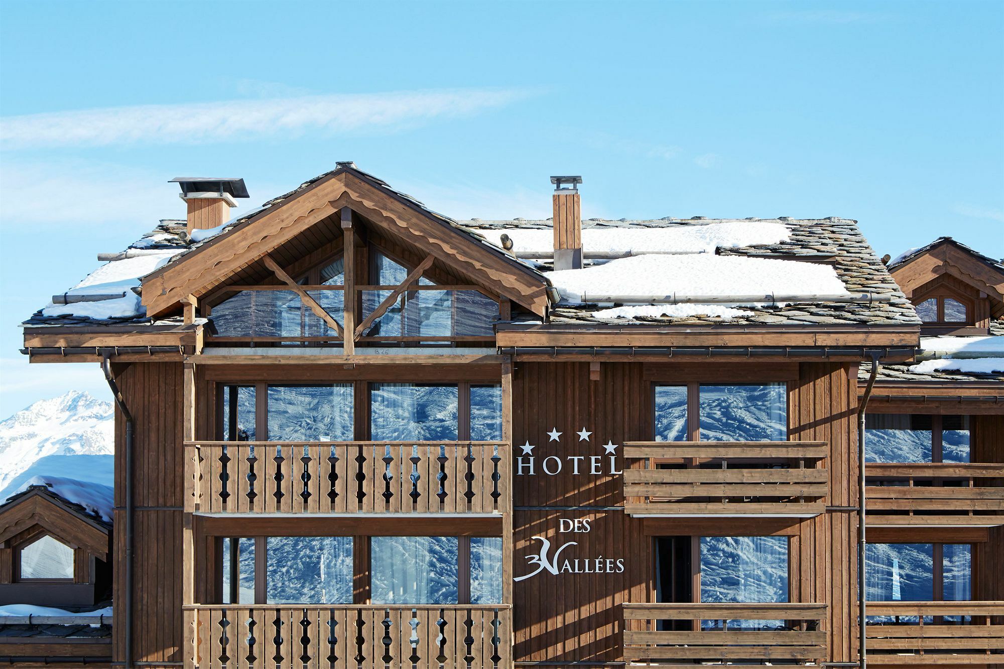 Hotel Des Trois Vallees Courchevel Exterior photo